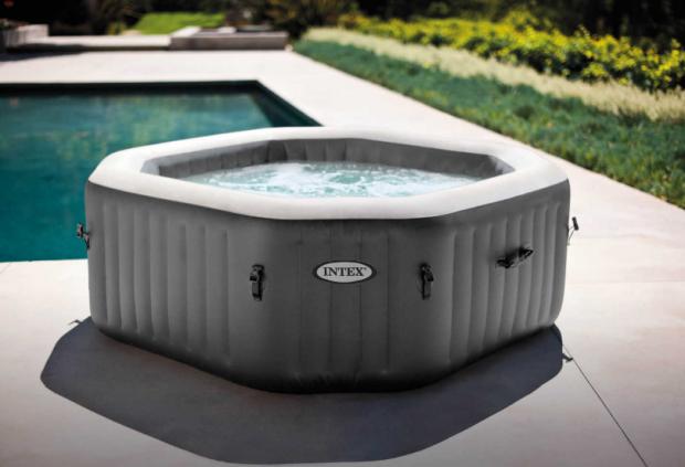 Epping Forest Guardian: Inflatable Hot Tub & Accessories. Credit: Aldi